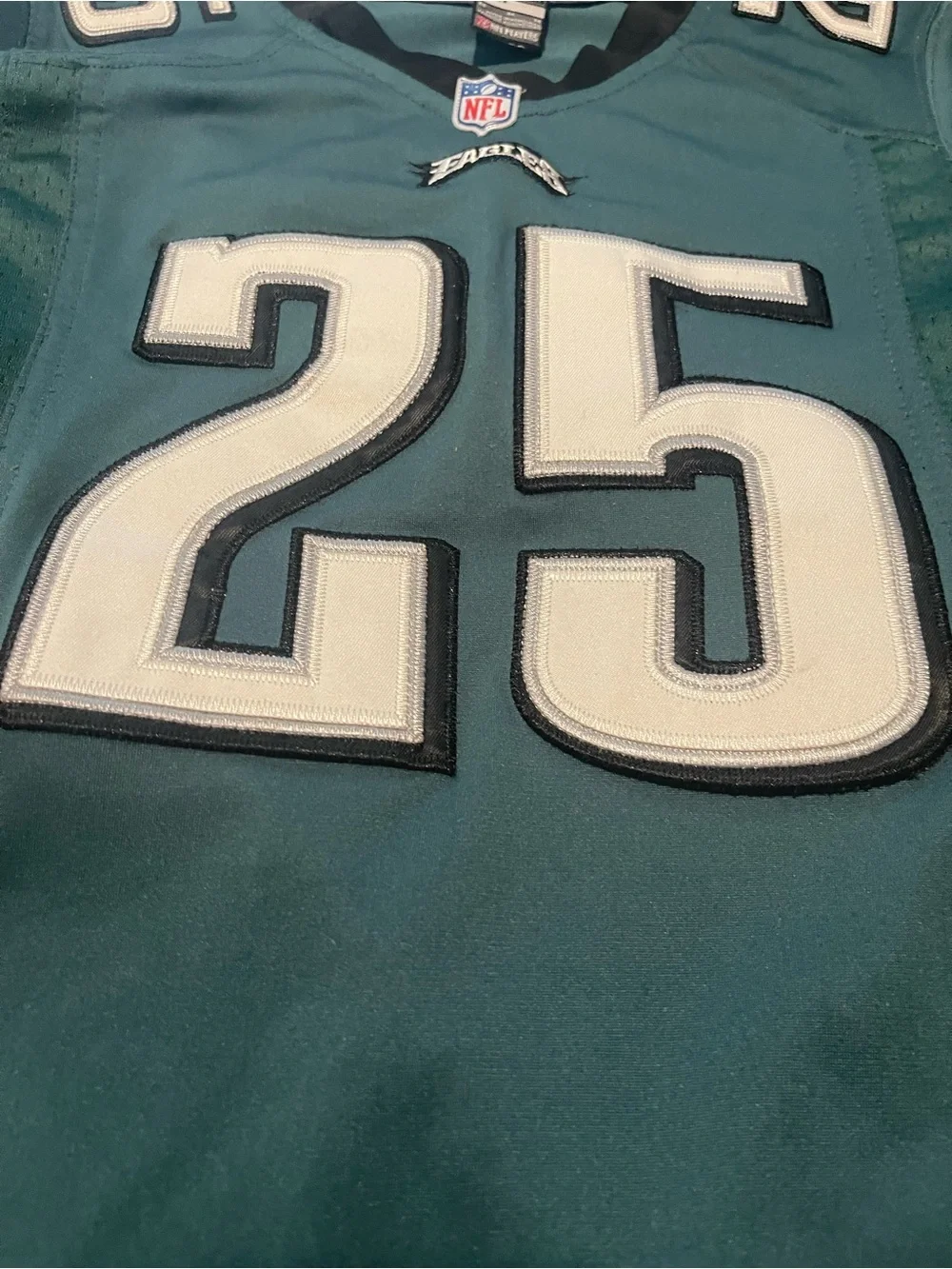 NFL Nike Youth Size M 25 McCoy short sleeve Jersey